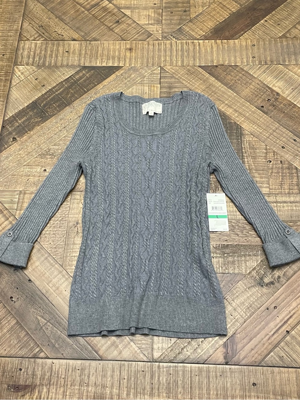 Debbie Morgan gray, slim-fit, cable-knit scoop-neck pullover sweater